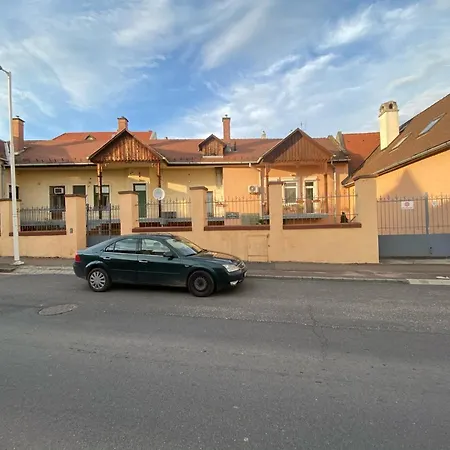 Apartamento Balàzs *